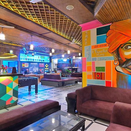 Hotel Hari Piorko Grand - 2 Min From New Delhi Railway Station Buitenkant foto