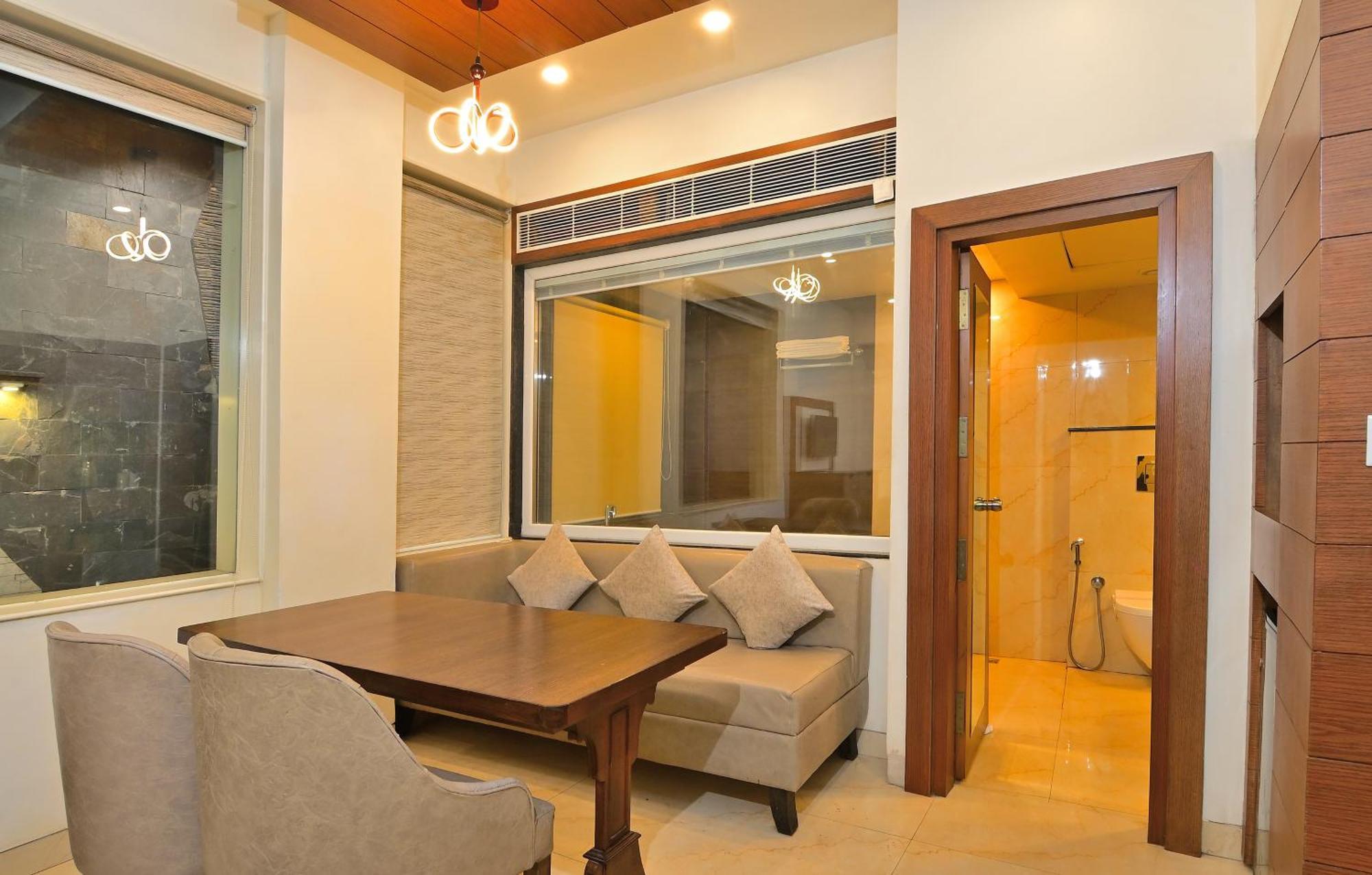 Hotel Hari Piorko Grand - 2 Min From New Delhi Railway Station Buitenkant foto