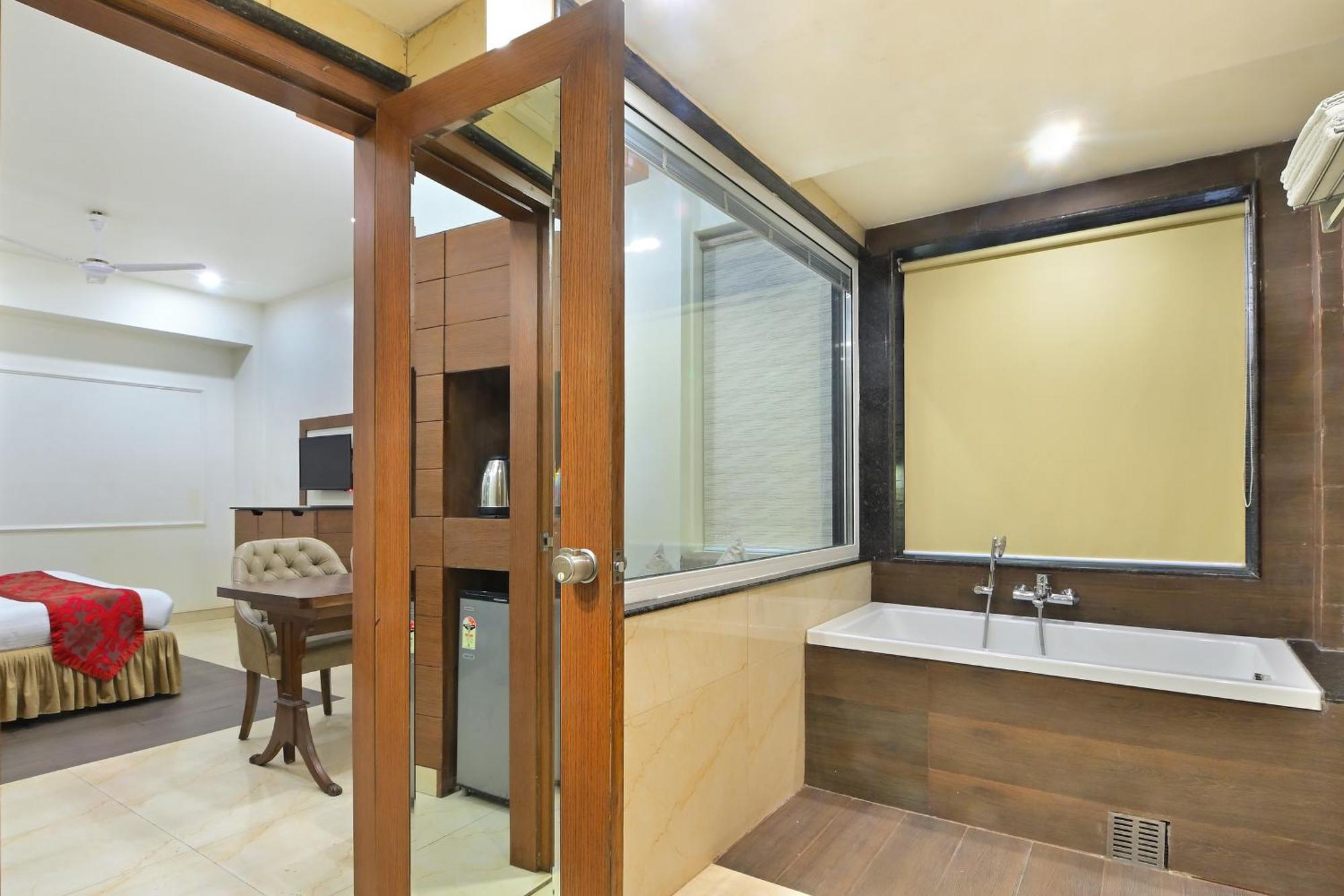 Hotel Hari Piorko Grand - 2 Min From New Delhi Railway Station Buitenkant foto