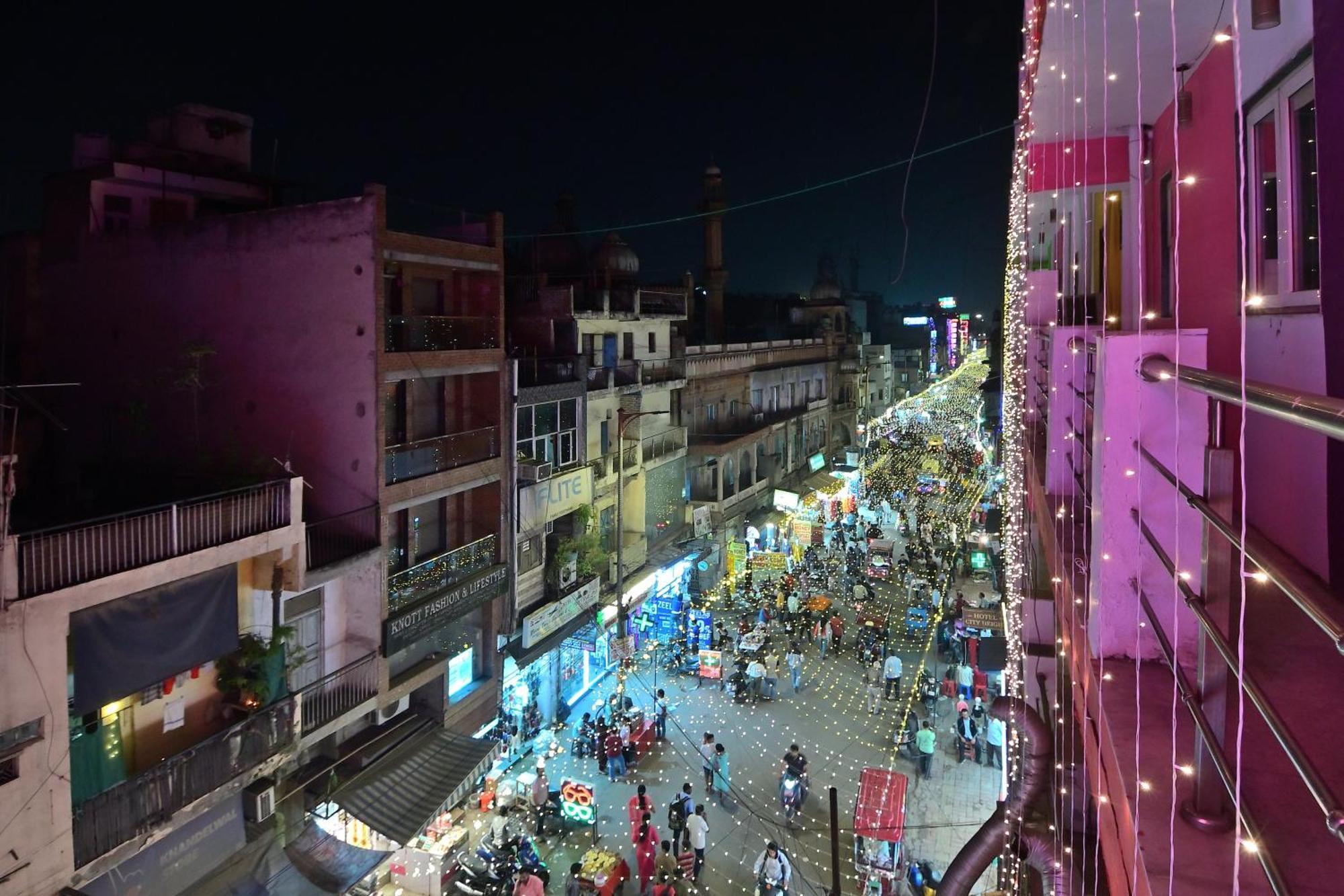 Hotel Hari Piorko Grand - 2 Min From New Delhi Railway Station Buitenkant foto