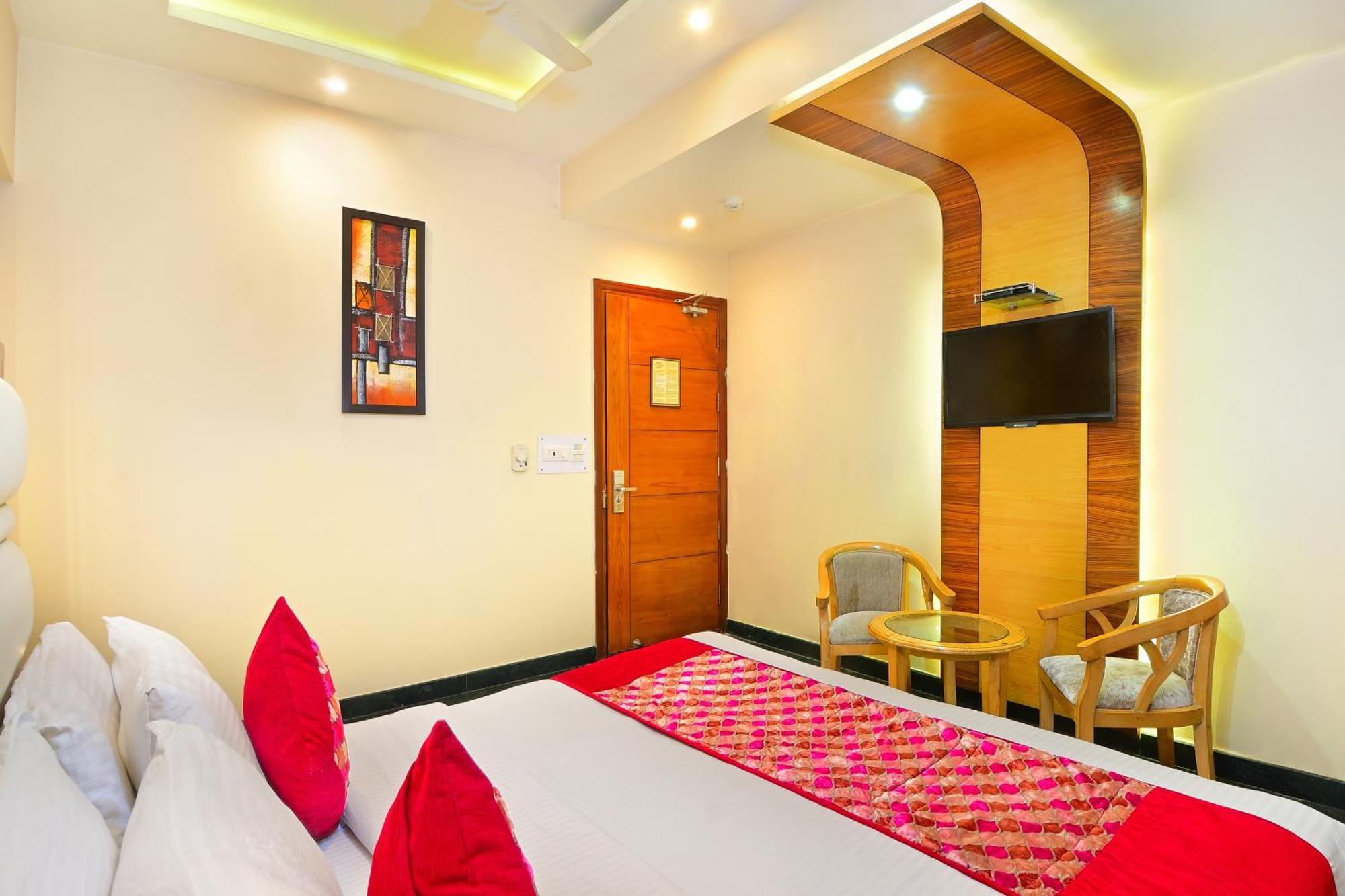 Hotel Hari Piorko Grand - 2 Min From New Delhi Railway Station Buitenkant foto