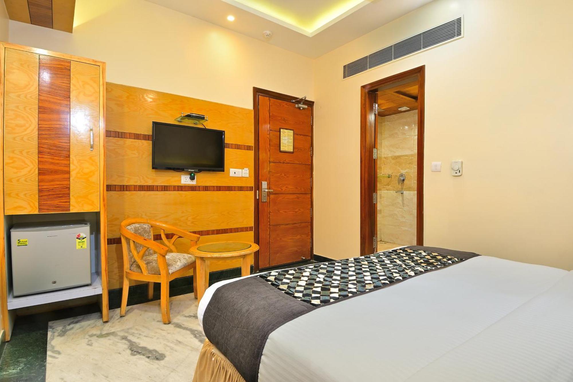 Hotel Hari Piorko Grand - 2 Min From New Delhi Railway Station Buitenkant foto