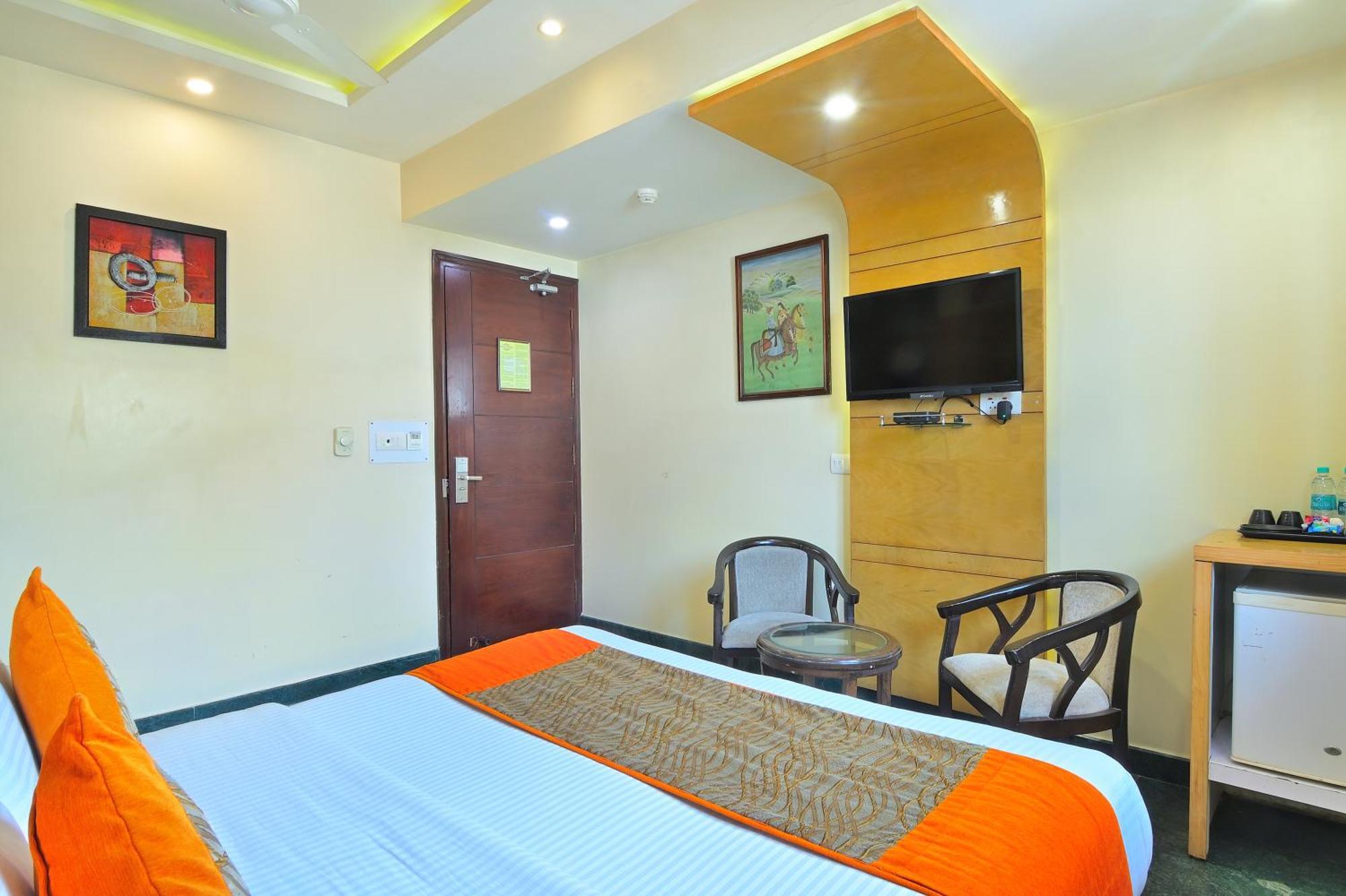 Hotel Hari Piorko Grand - 2 Min From New Delhi Railway Station Buitenkant foto